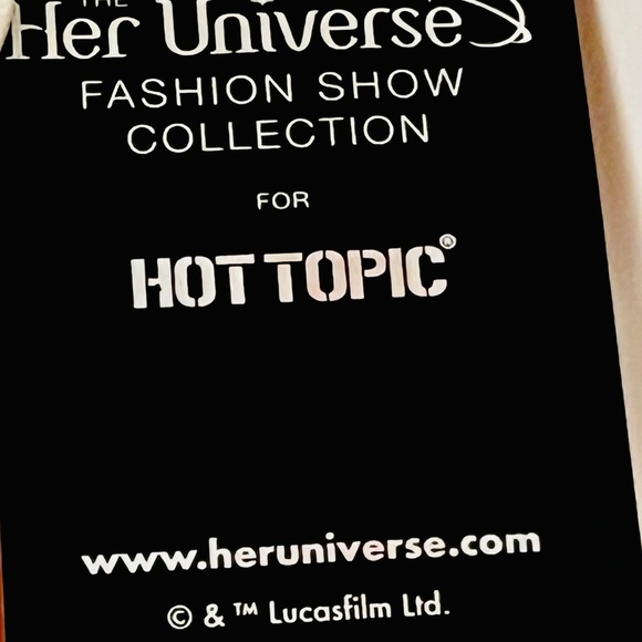 NWT Her Universe Star Wars BB-8 Dress fashion show collection for Hot Topic Sz S - Picture 9 of 14